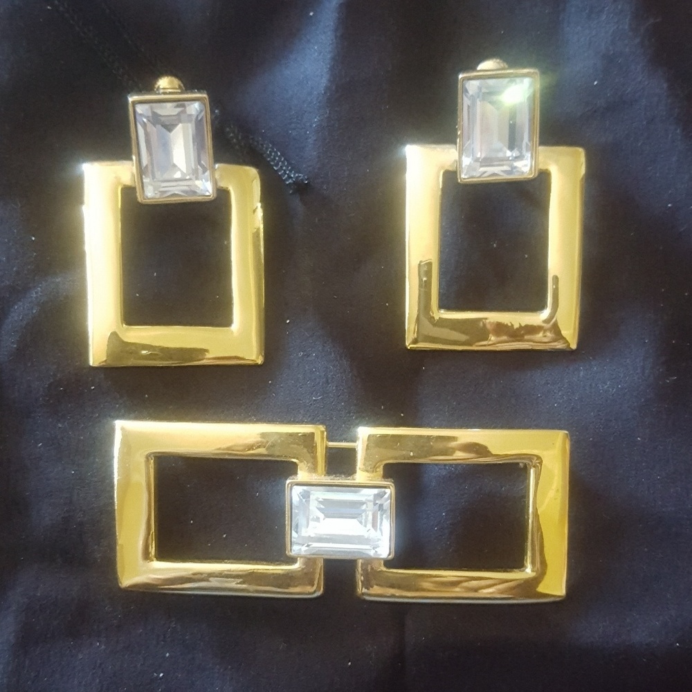 Goldtone & Rhinestone Earrings & Lapel Pin Set